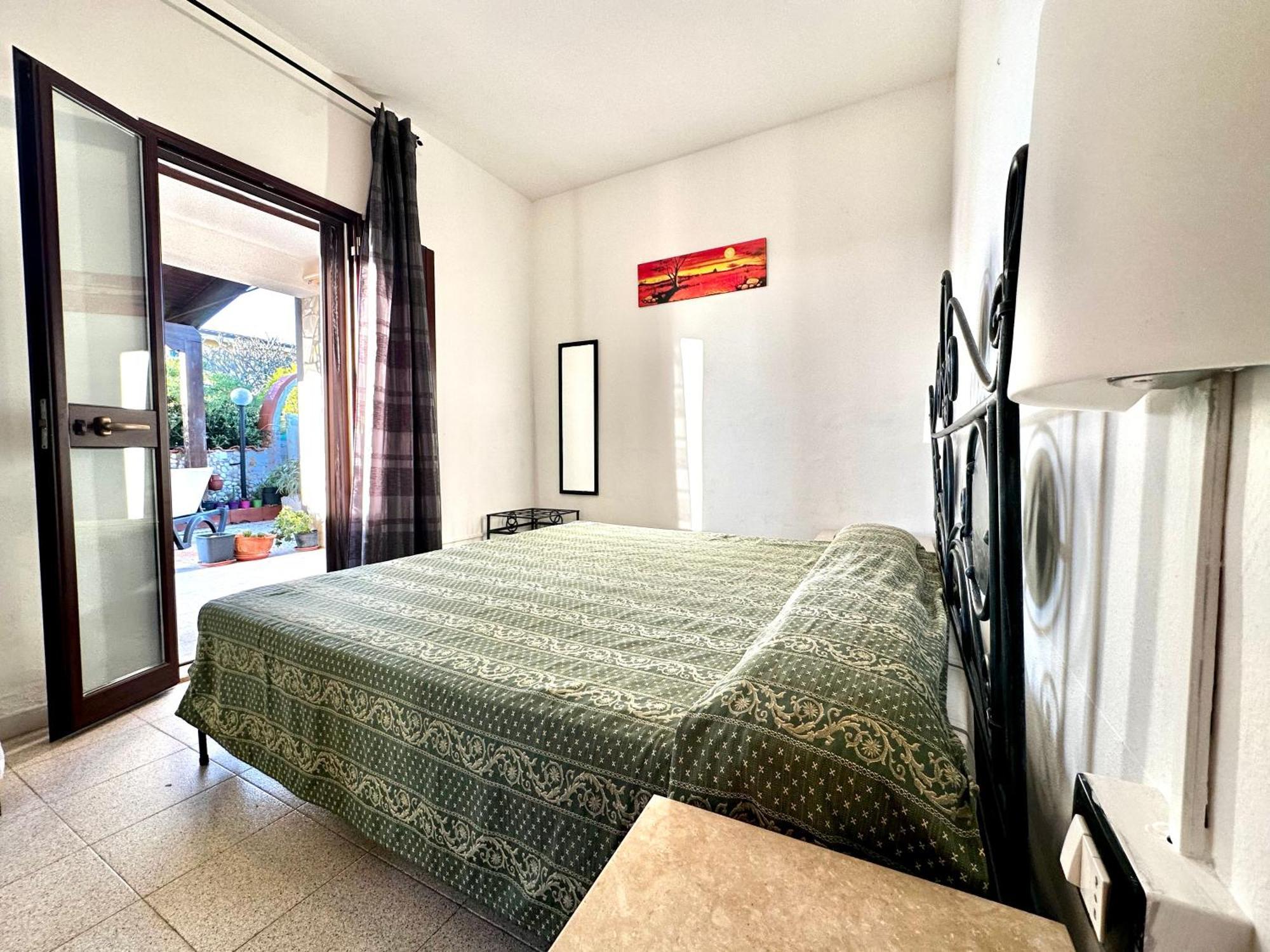 Casa Del Sole Lägenhet Campofelice Di Roccella Exteriör bild