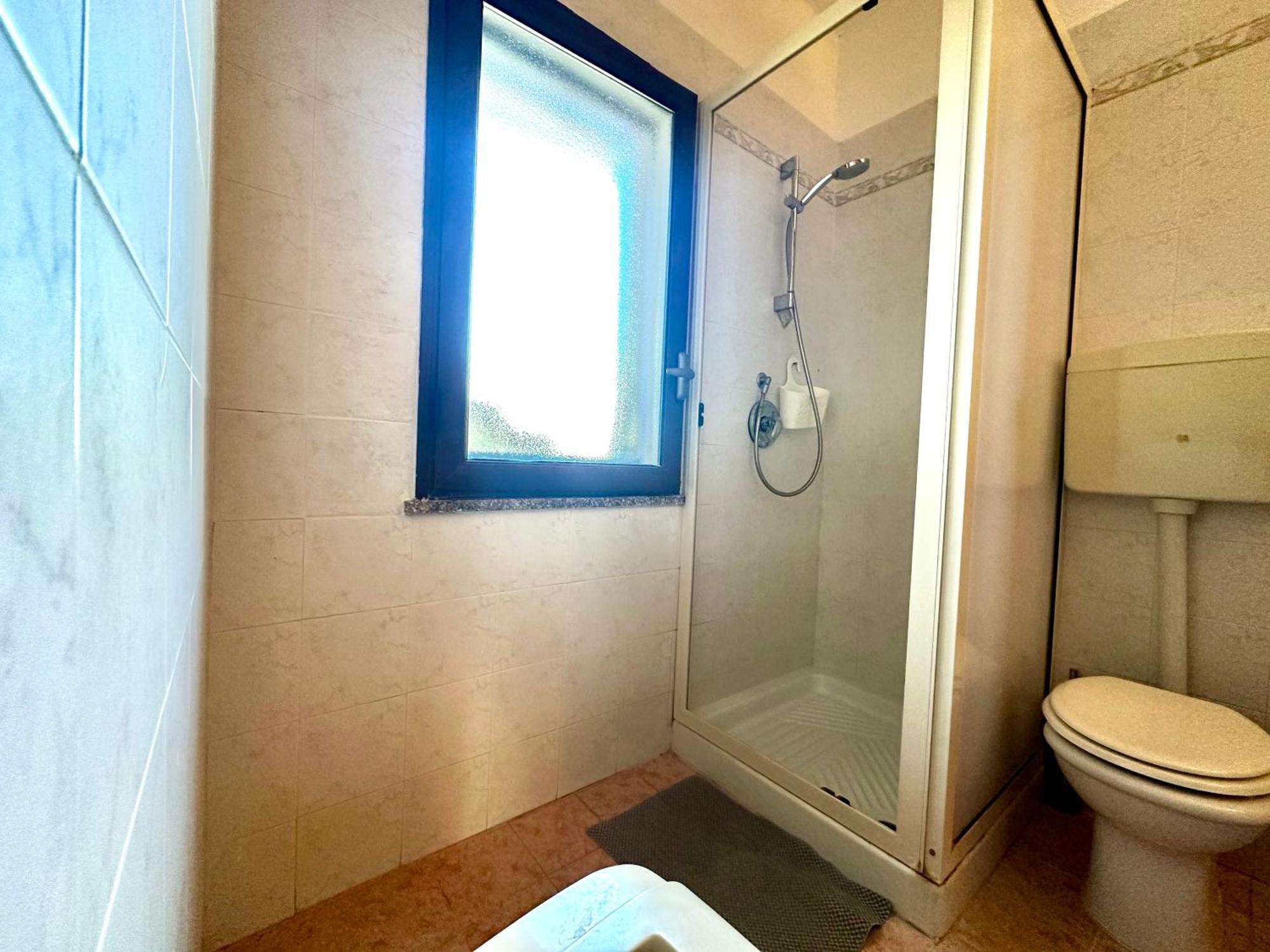 Casa Del Sole Lägenhet Campofelice Di Roccella Exteriör bild