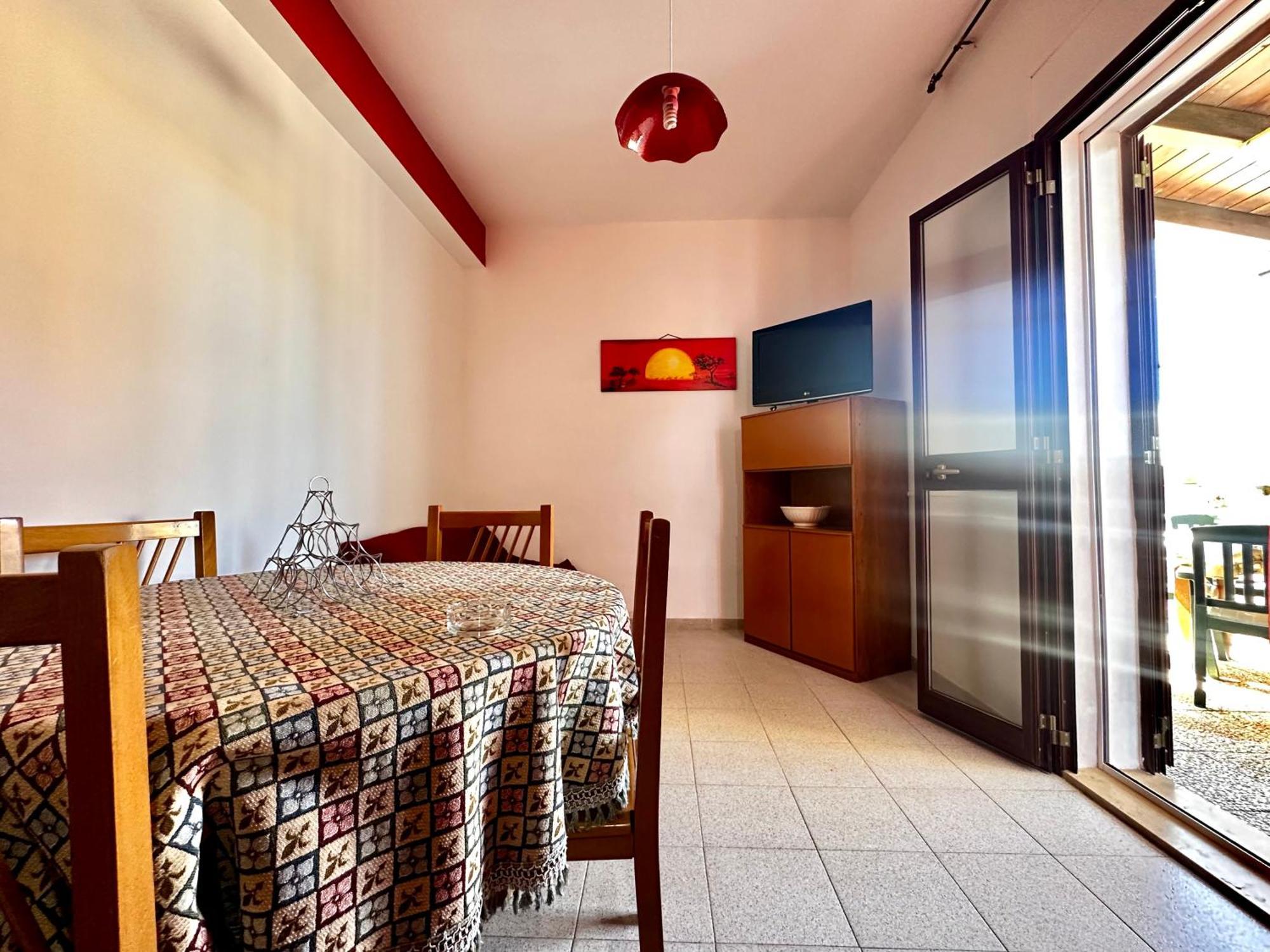 Casa Del Sole Lägenhet Campofelice Di Roccella Exteriör bild
