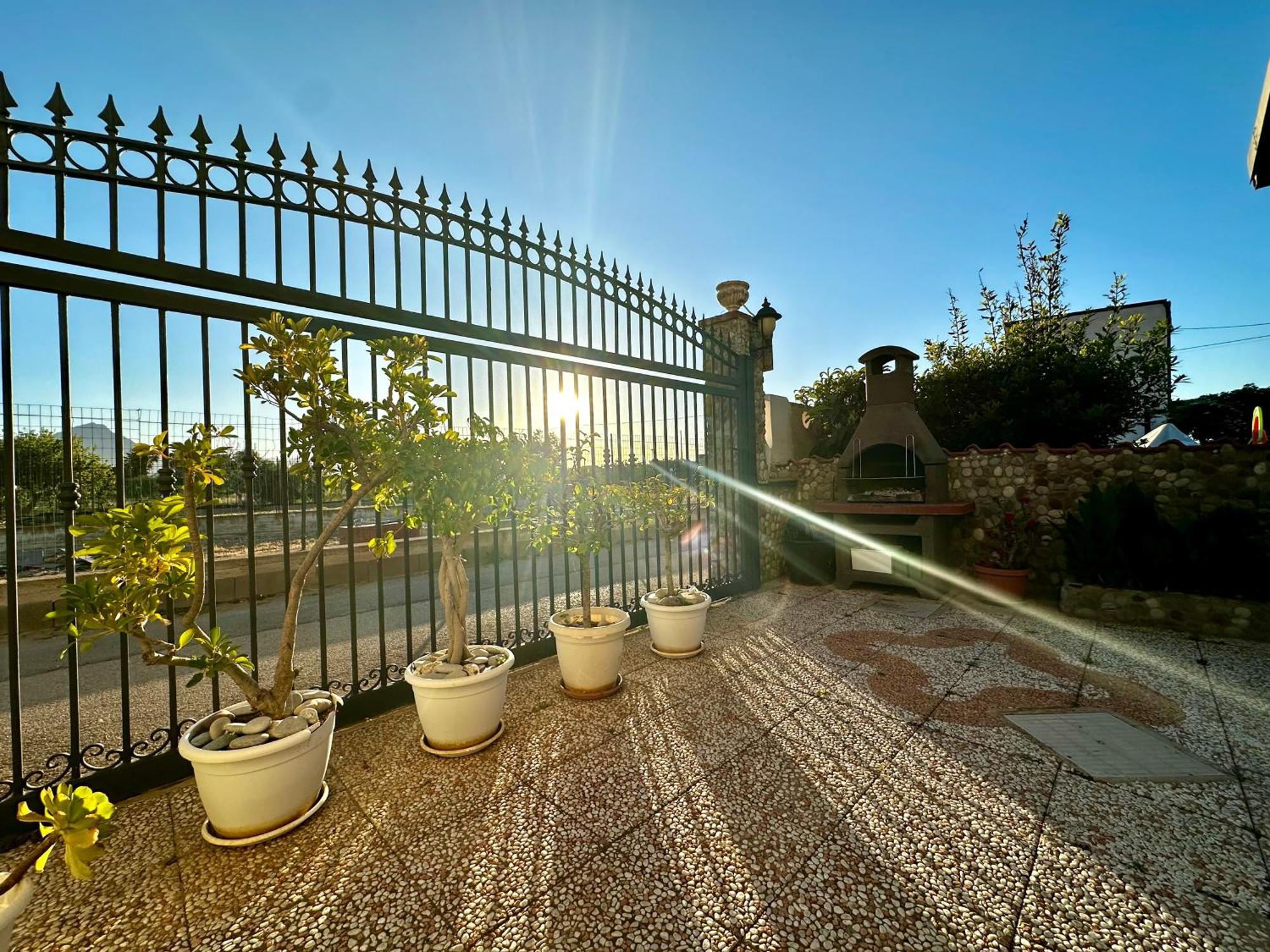 Casa Del Sole Lägenhet Campofelice Di Roccella Exteriör bild