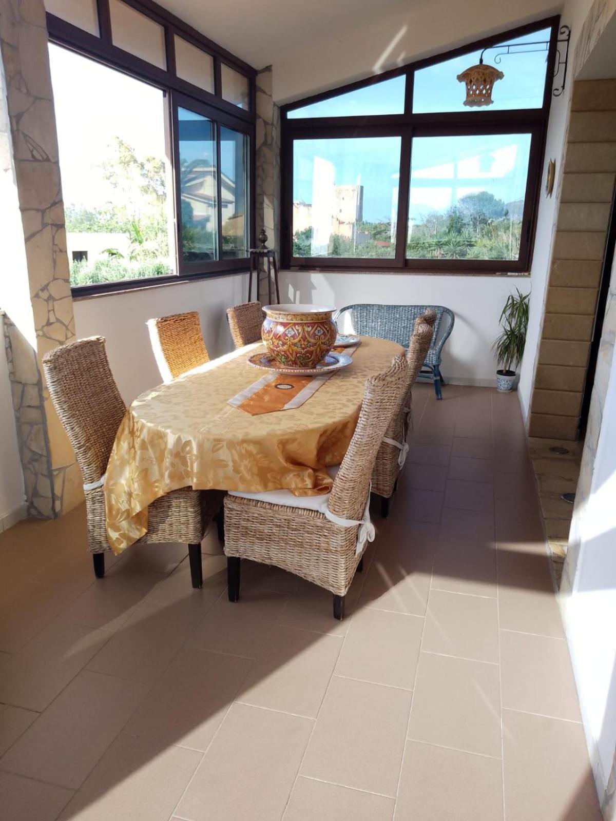 Casa Del Sole Lägenhet Campofelice Di Roccella Exteriör bild