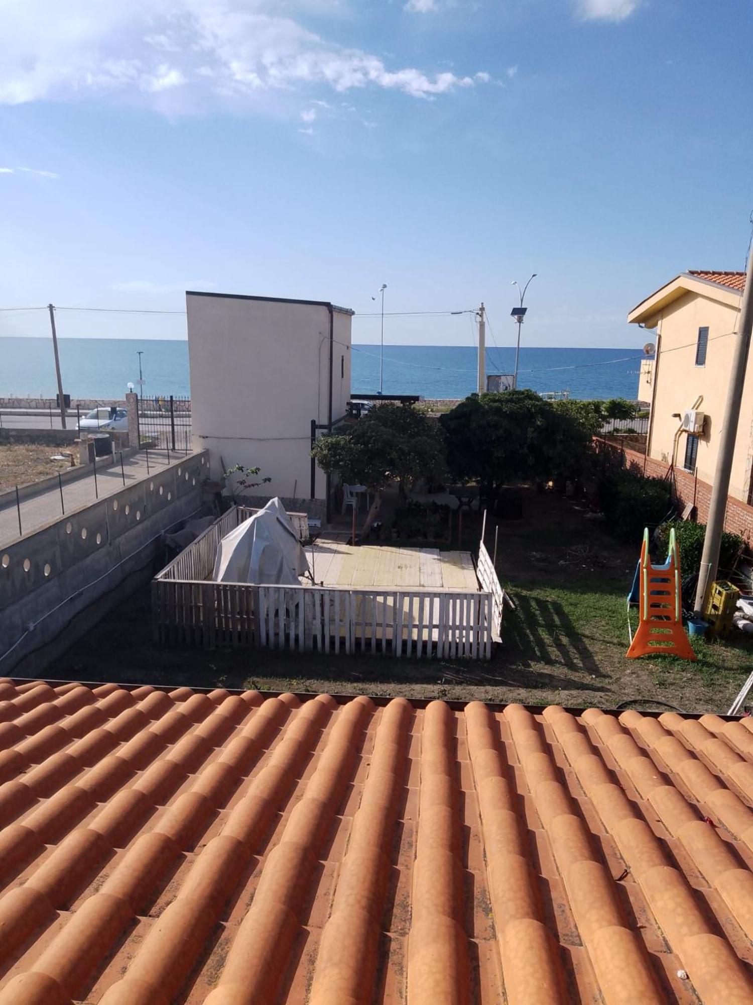 Casa Del Sole Lägenhet Campofelice Di Roccella Exteriör bild